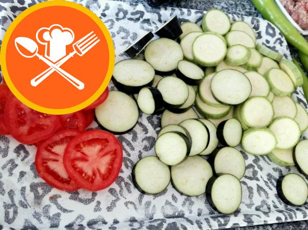 Κεμπάπ κιμά με λαχανικά στο φούρνο